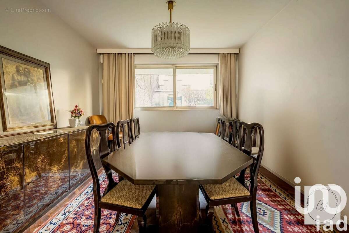 Photo 6 - Appartement à PARIS-16E