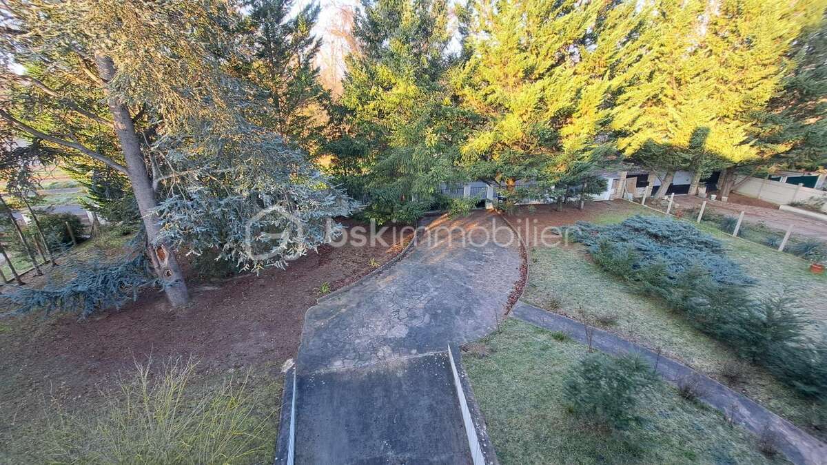 Maison à NEUVILLE-SUR-OISE