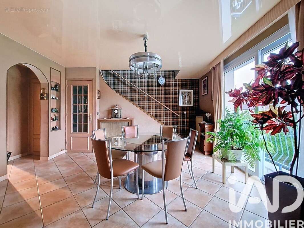 Photo 7 - Maison à LIMOURS