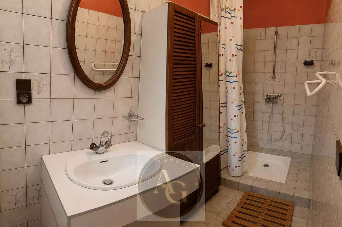 Maison T6 de 175 m² sur terrain de 2 ha avec piscine et tennis - photo 11