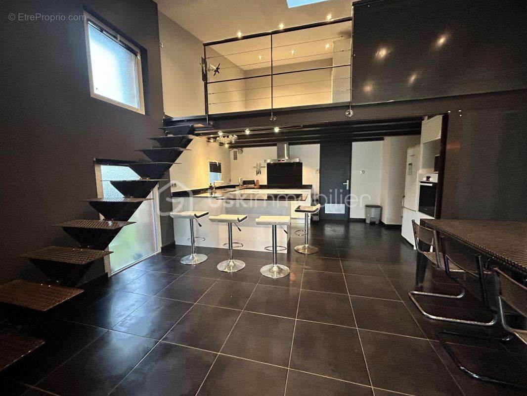 Maison à MOULEYDIER