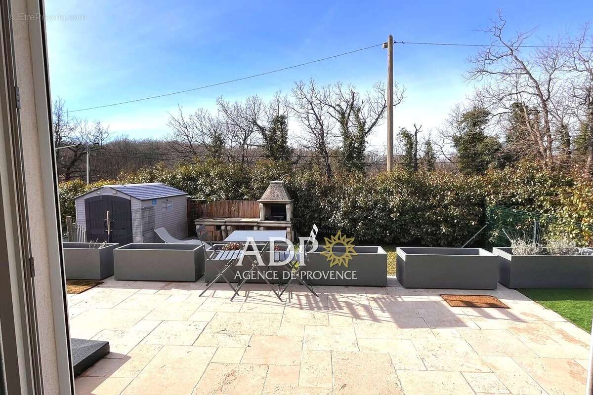 Maison à SAINT-VALLIER-DE-THIEY