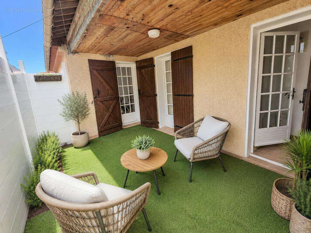 Maison à VIAS
