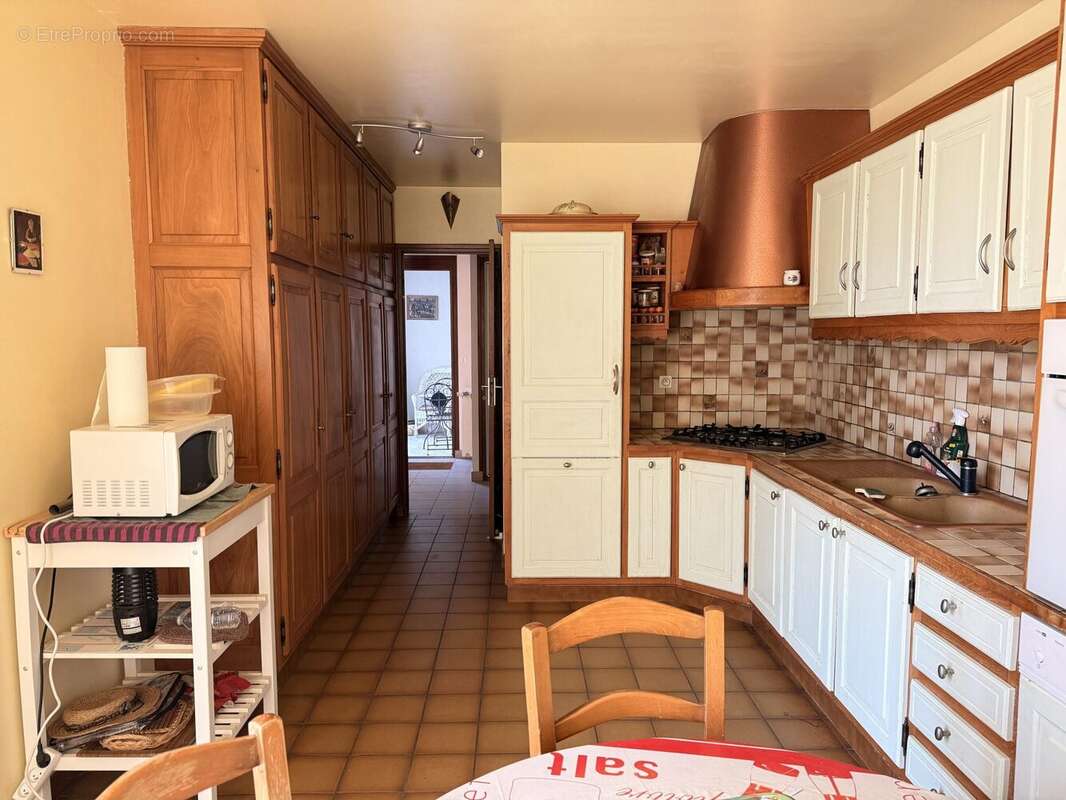 Maison à COZES