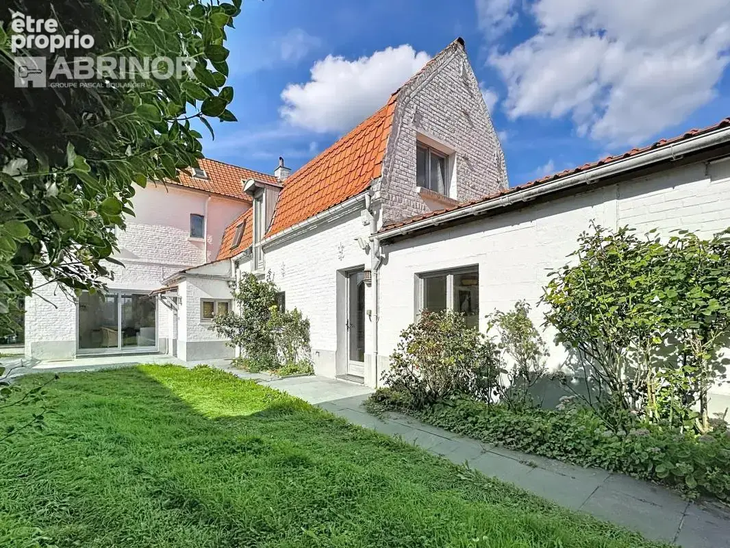 Photo Maison à Gruson au prix de 635 000€