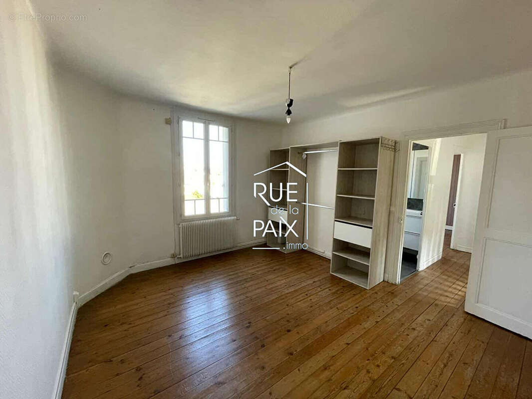 Maison à CHATELLERAULT