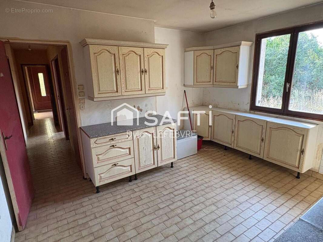 Maison 86 m² à Thure  - photo 4