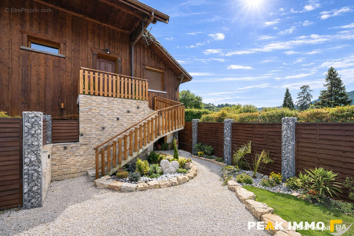 Appartement à DOUSSARD