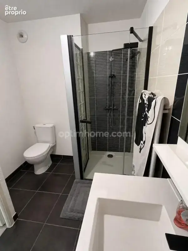 T2 de 42 m² avec terrasse, parking, climatisation et ascenseur GIGEAN (34) - photo 6