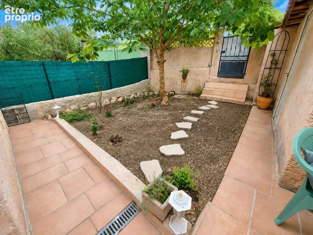 Maison T4 de 102 m2 avec jardin et terrasses, Toulon Ouest, quartier des Fours à Chaux - photo 9