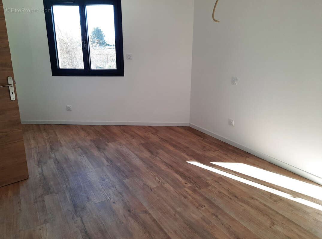 Maison à CUXAC-D&#039;AUDE