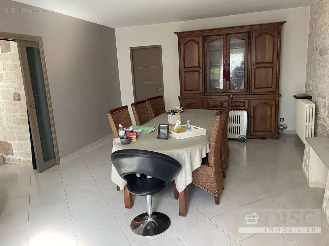 Maison de village pierres blanches - photo 7