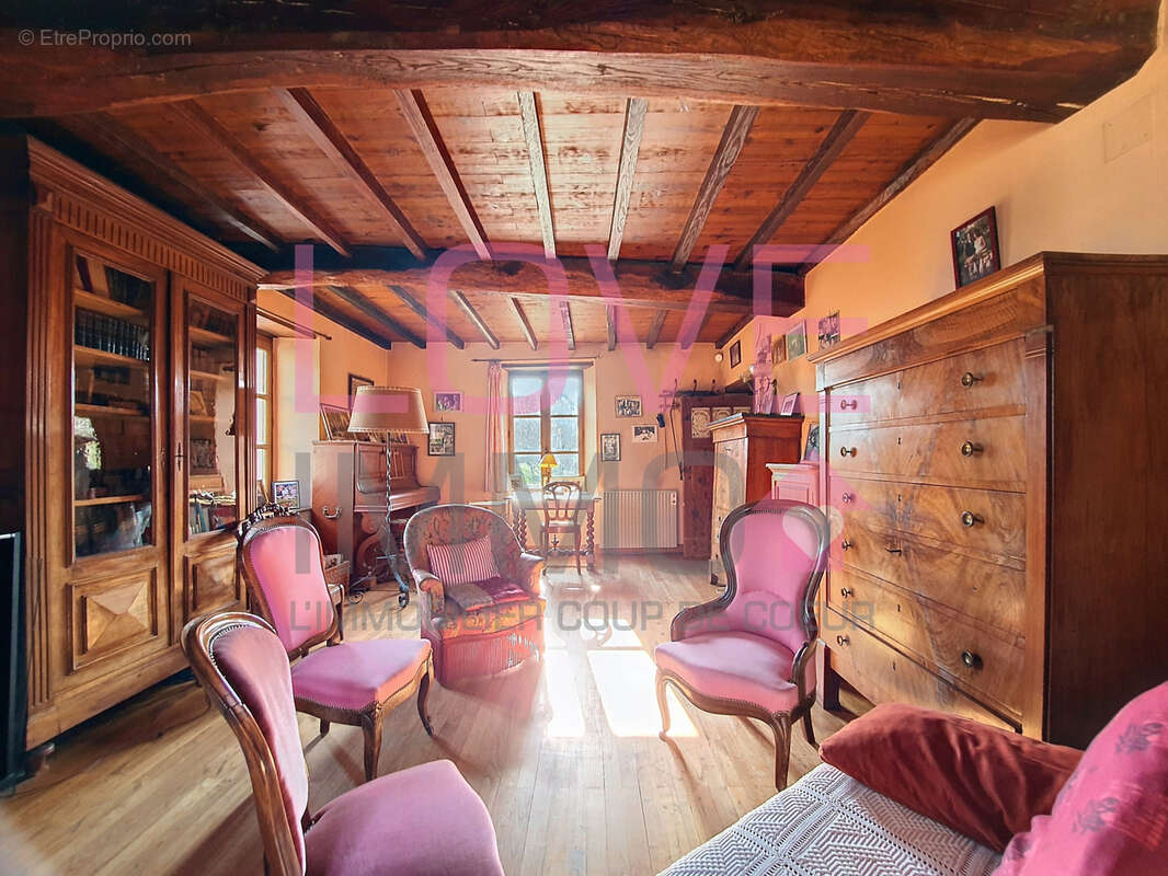 Maison à LA TOUR-DU-PIN