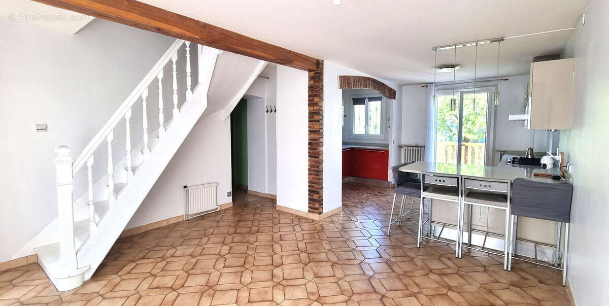 Maison familiale** 5 chambres HOUILLES - photo 3