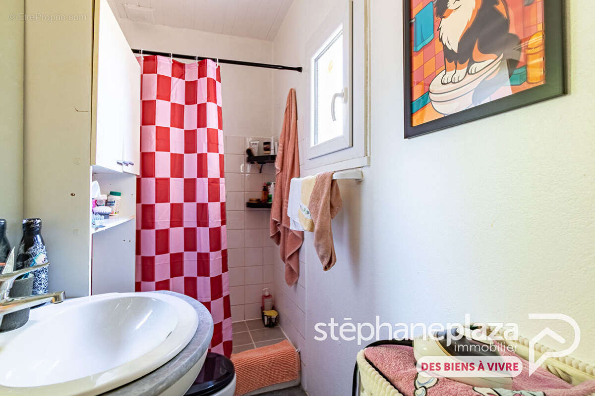 Appartement à COLIGNY