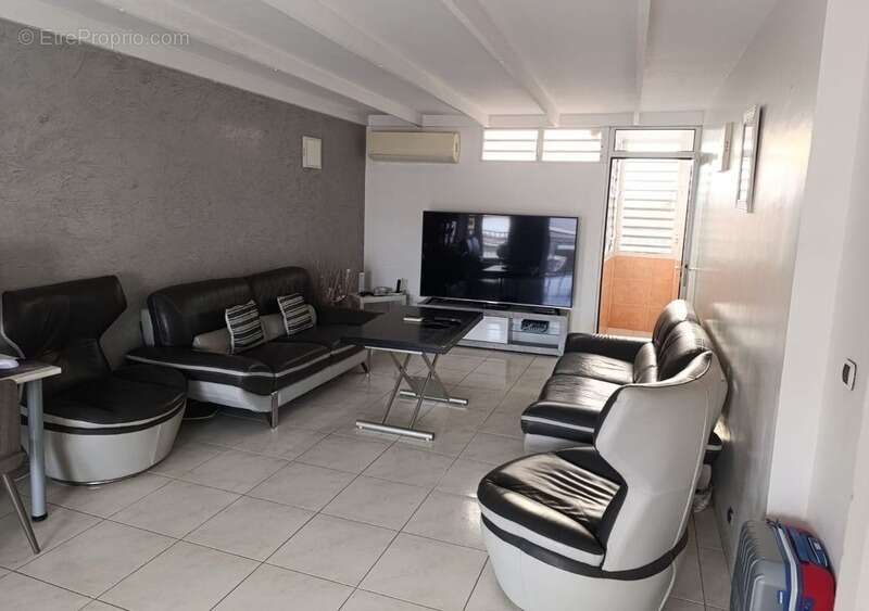 Appartement à vendre 4 pièces POINTE A PITRE (971) - photo 5
