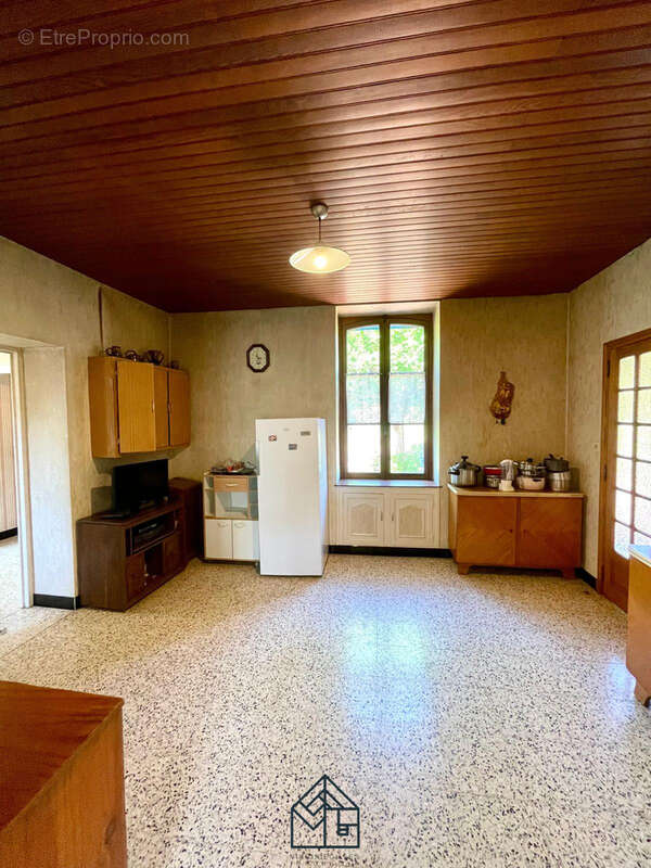 Maison à NEAUX
