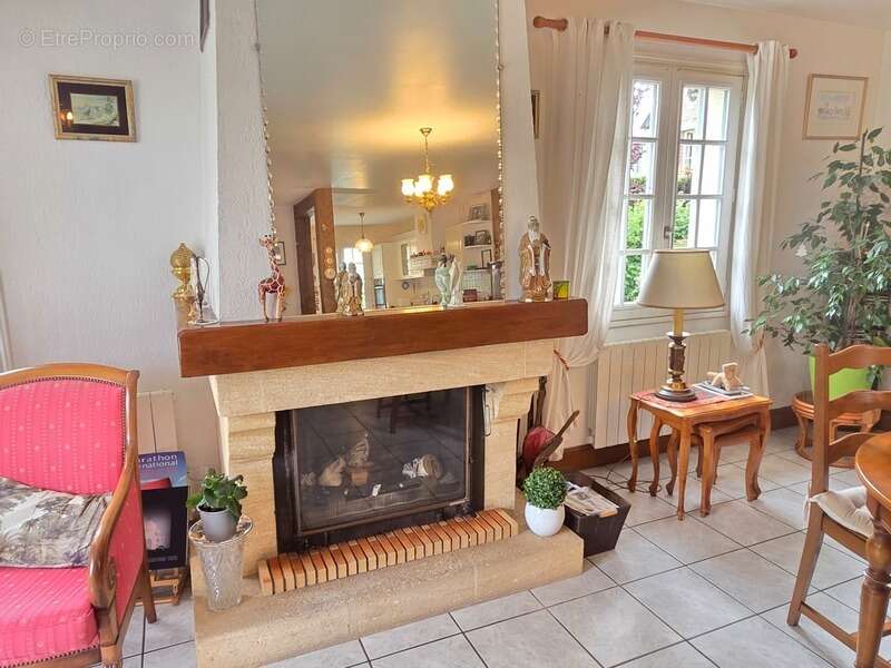 Charmante maison Normande de 135 M2 avec colombages et grand sous-sol 3 chambres à 15mn de Deauville - photo 9
