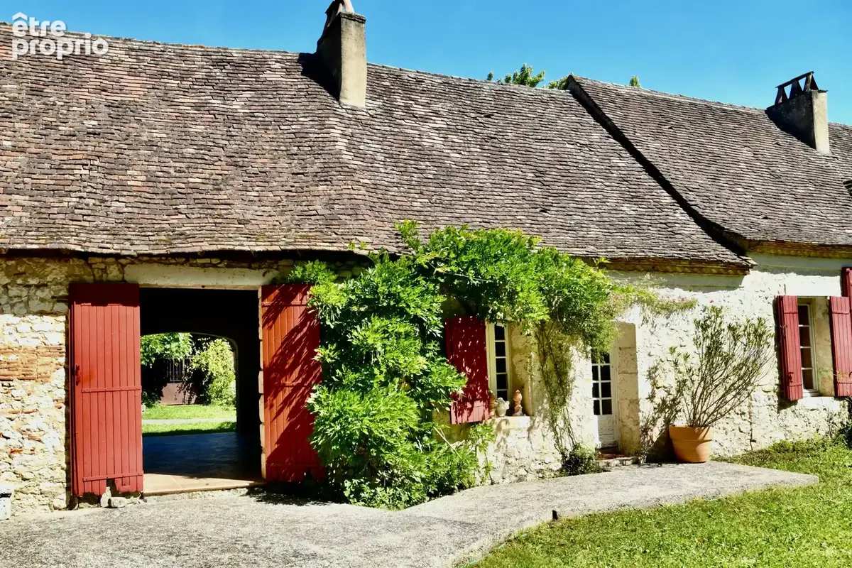 Maison 11 pièces 300 m² à vendre à Saint-Nexans (24520) - photo 2