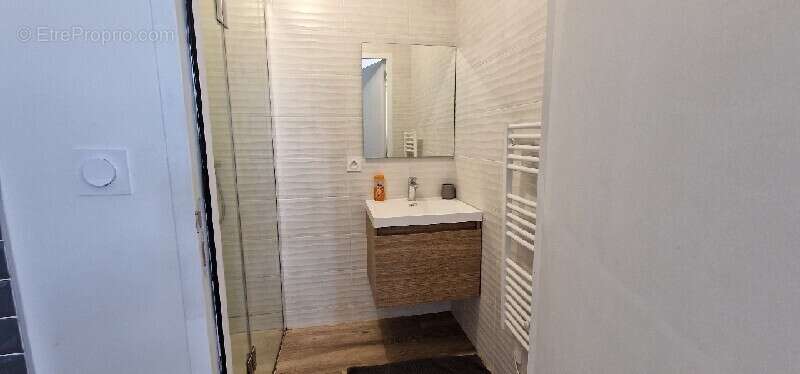 Appartement à SEGRE