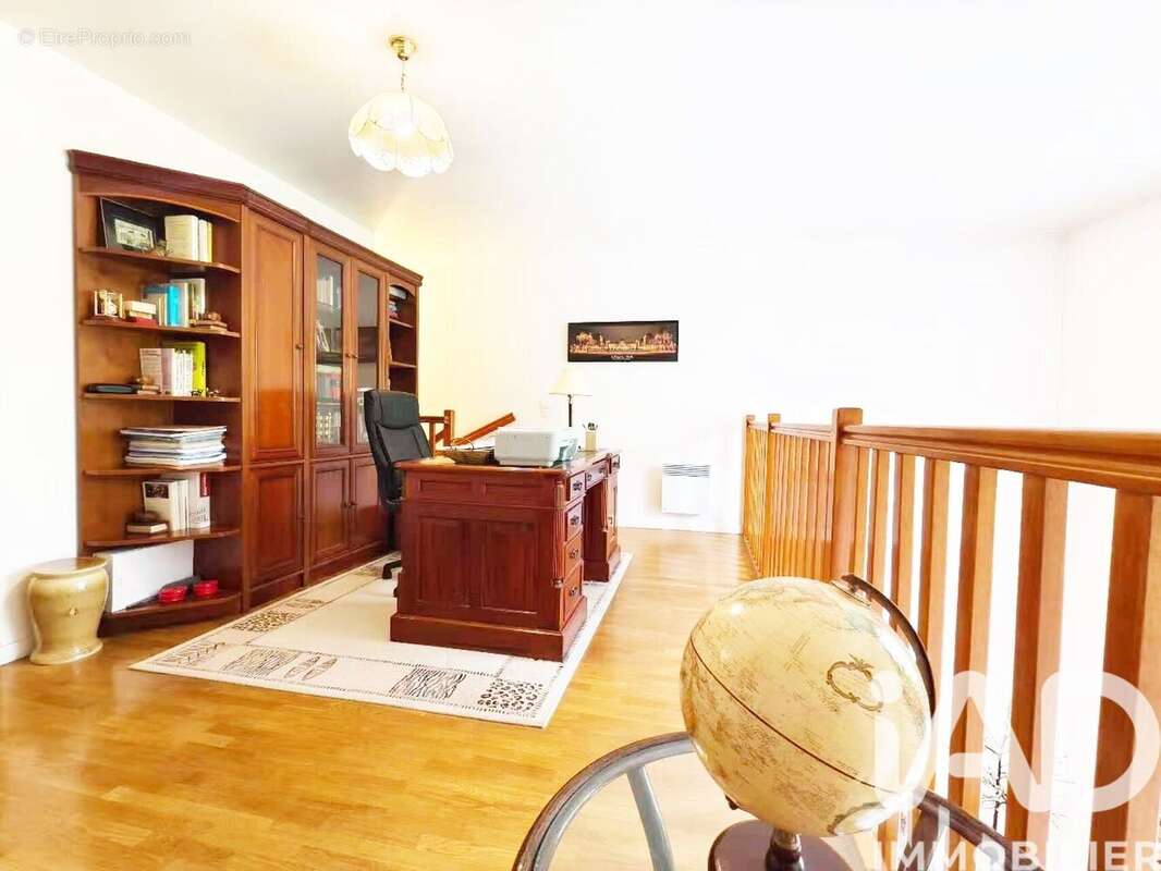 Photo 6 - Appartement à COURBEVOIE