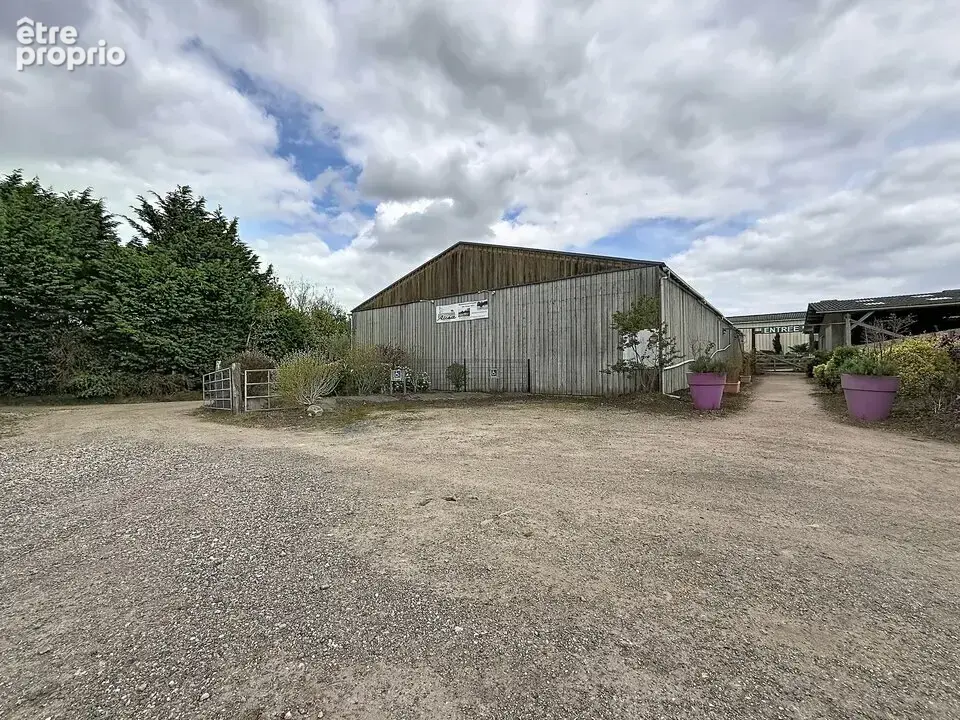 1056 m² à Franqueville-Saint-Pierre  - photo 3