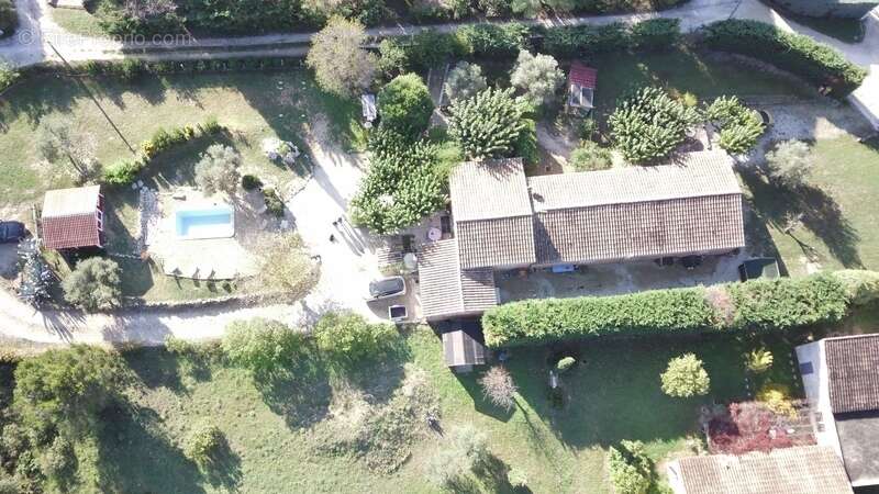 Maison à CHEVAL-BLANC