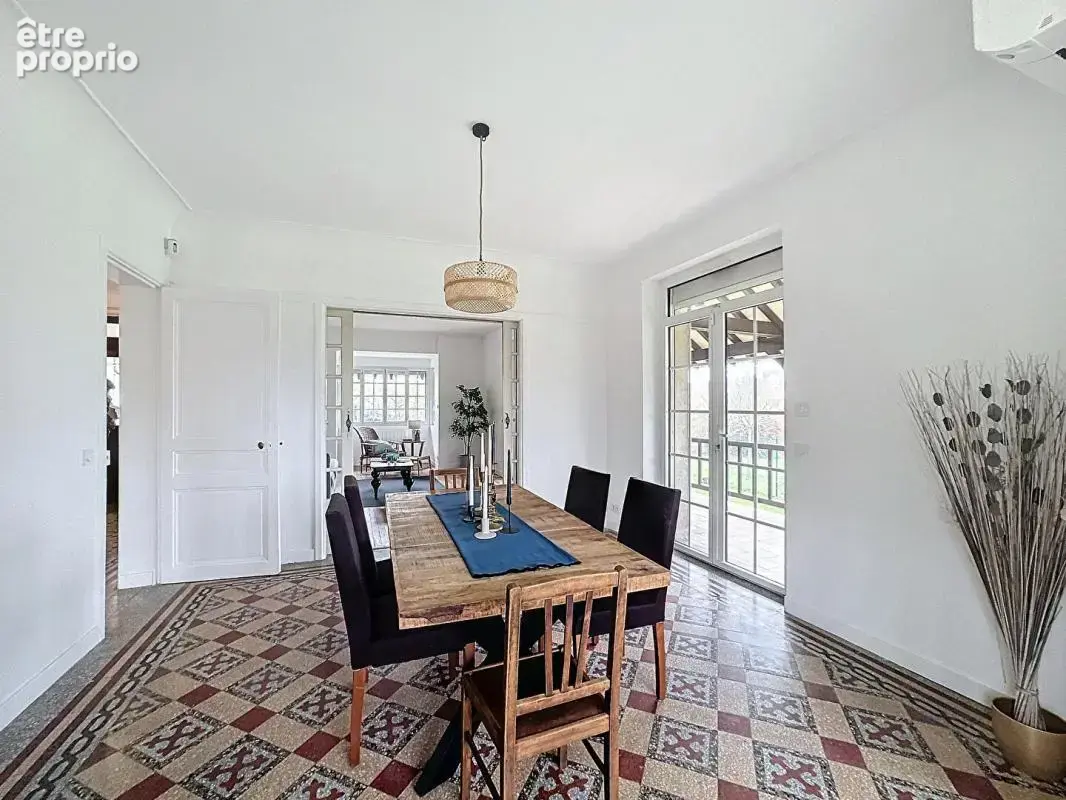 Maison d'architecte pleine de charme (1928) Aucun travaux, jardin et sous-sol - photo 4