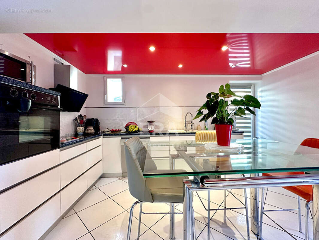 Maison de ville 150m² à saint-pierre-lès-nemours - photo 3