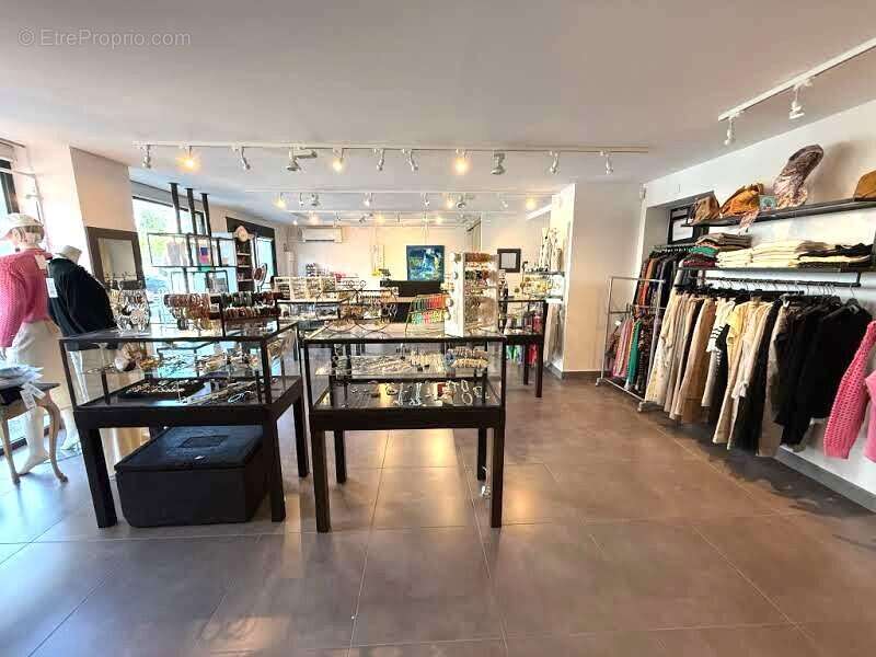 Autre à SAINT-ISMIER