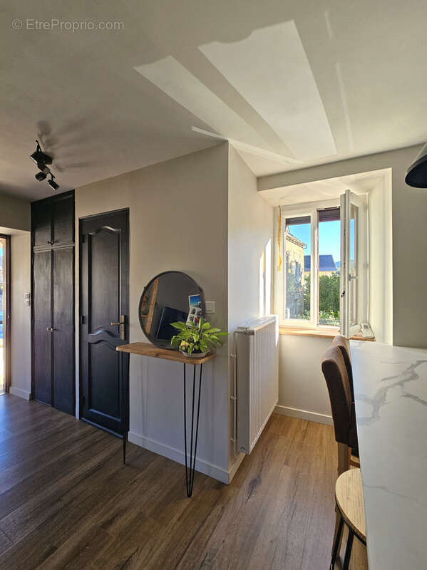 Maison à AGEN-D&#039;AVEYRON