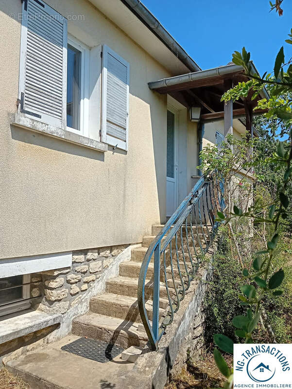 Maison à POUILLY-SUR-LOIRE