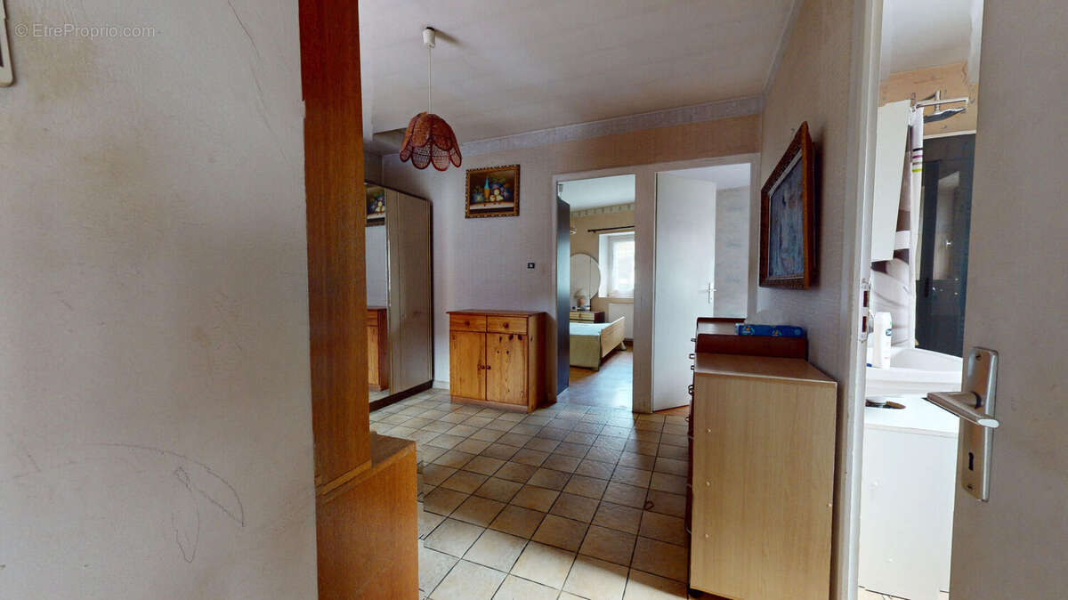 Maison à VAUX-EN-BUGEY