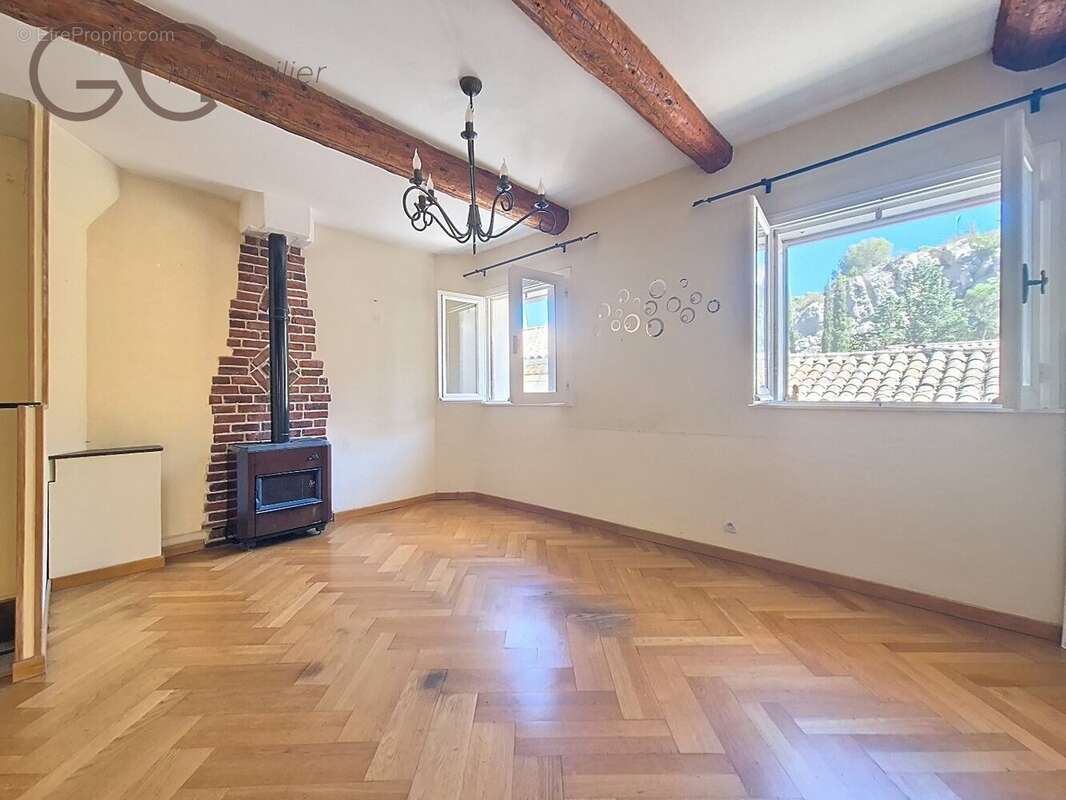 Maison à CESSENON-SUR-ORB