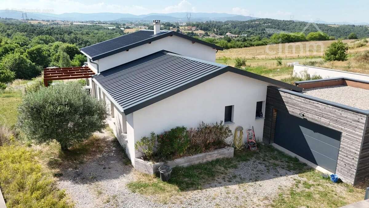 Maison à ANDANCE