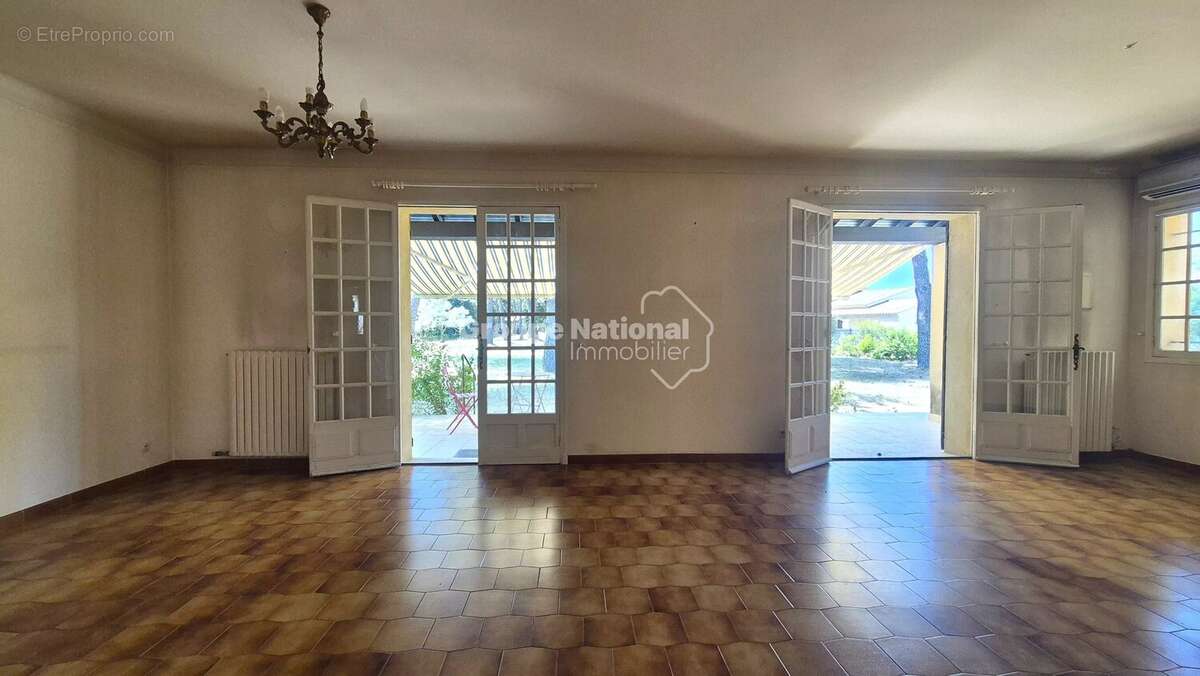 Maison à MAZAN