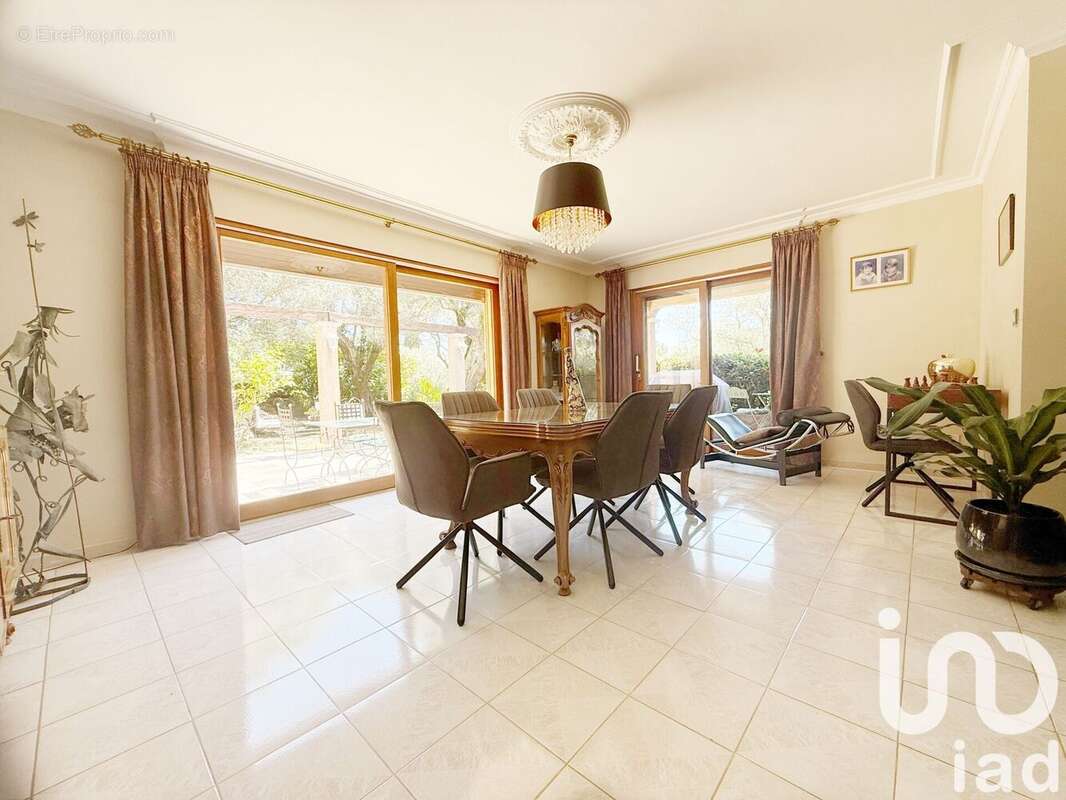 Photo 4 - Maison à SOLLIES-PONT