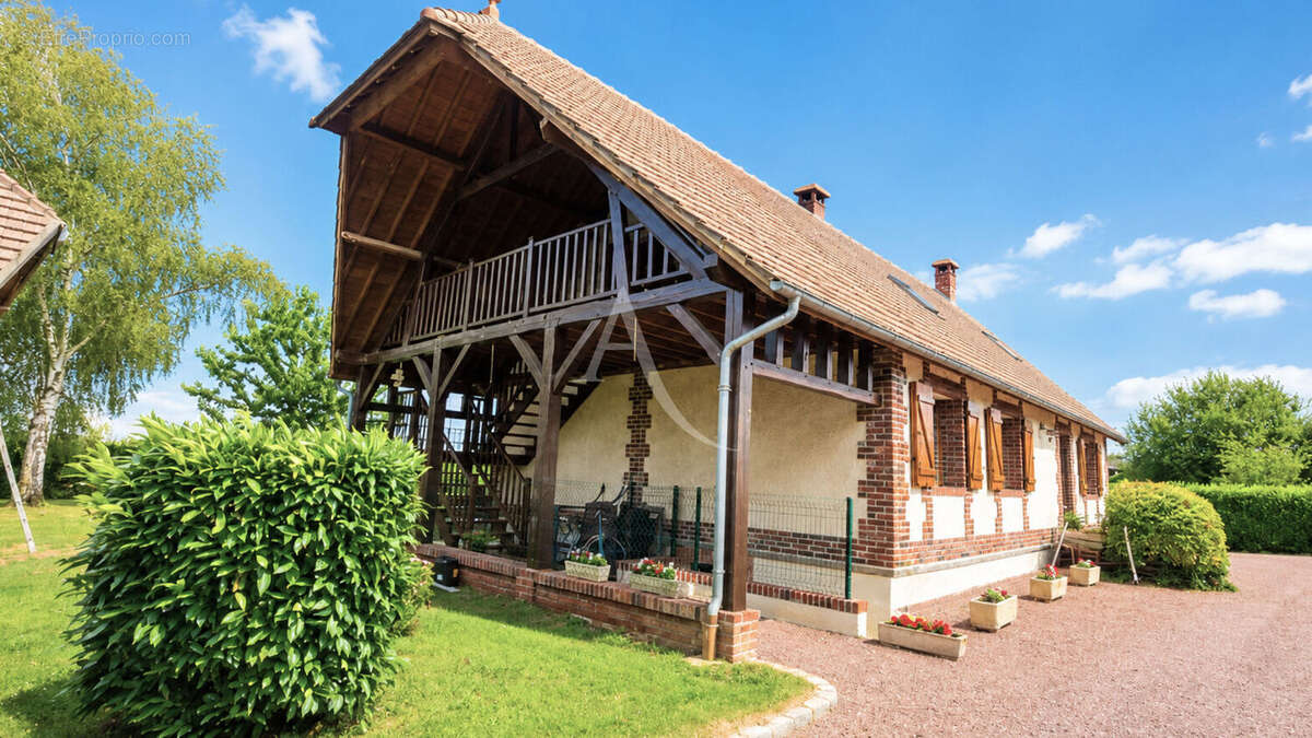 Ensemble immobilier proche ETREPAGNY - photo 4