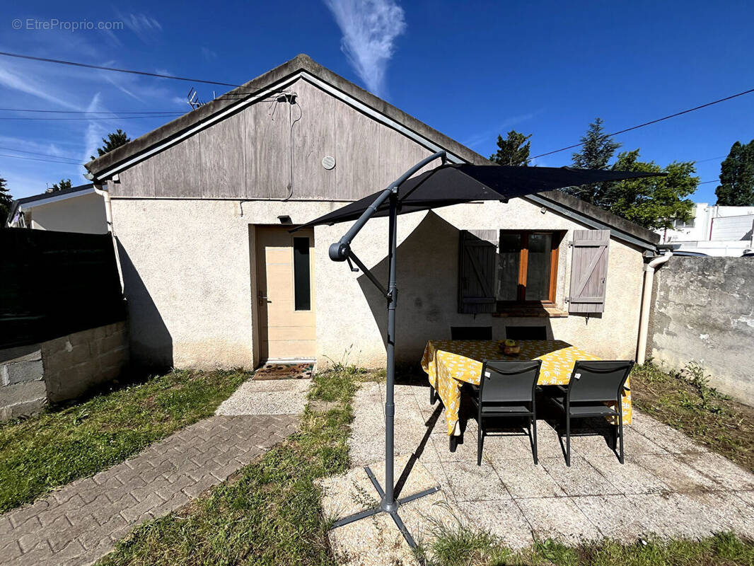 Appartement à LES MUREAUX