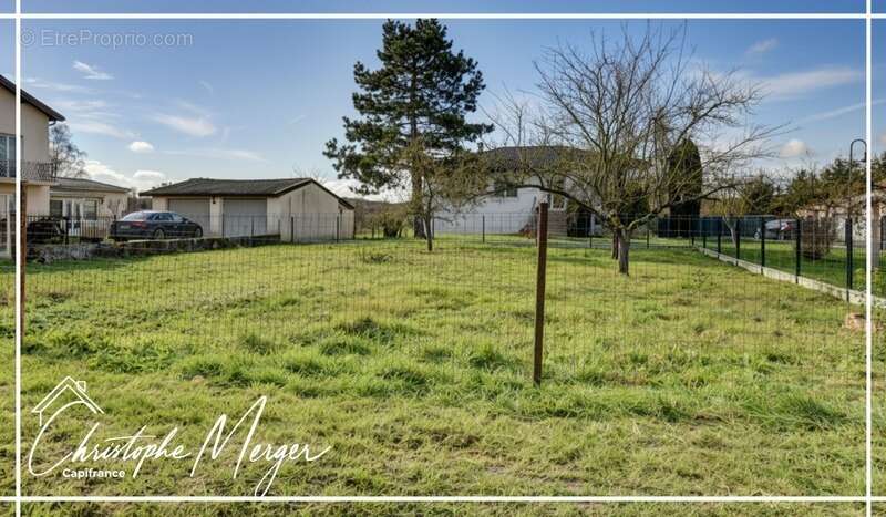 Maison à LINDRE-BASSE