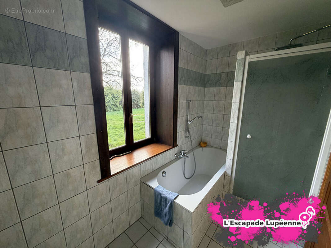 Maison à SAINT-LOUP-SUR-SEMOUSE