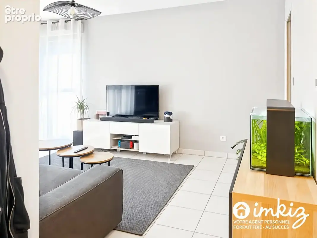 Appartement à MEYZIEU