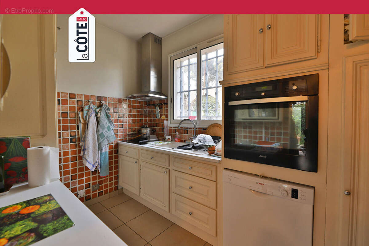 Maison à SAUSSET-LES-PINS