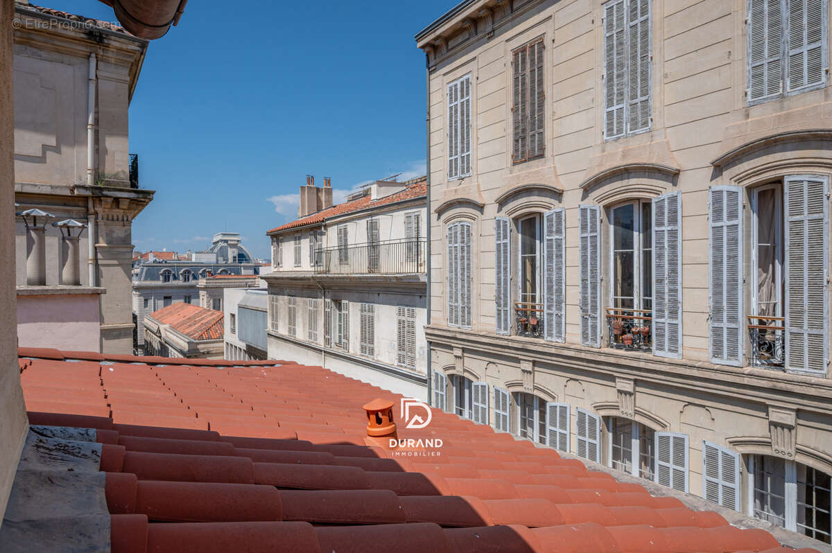 Appartement à MARSEILLE-6E