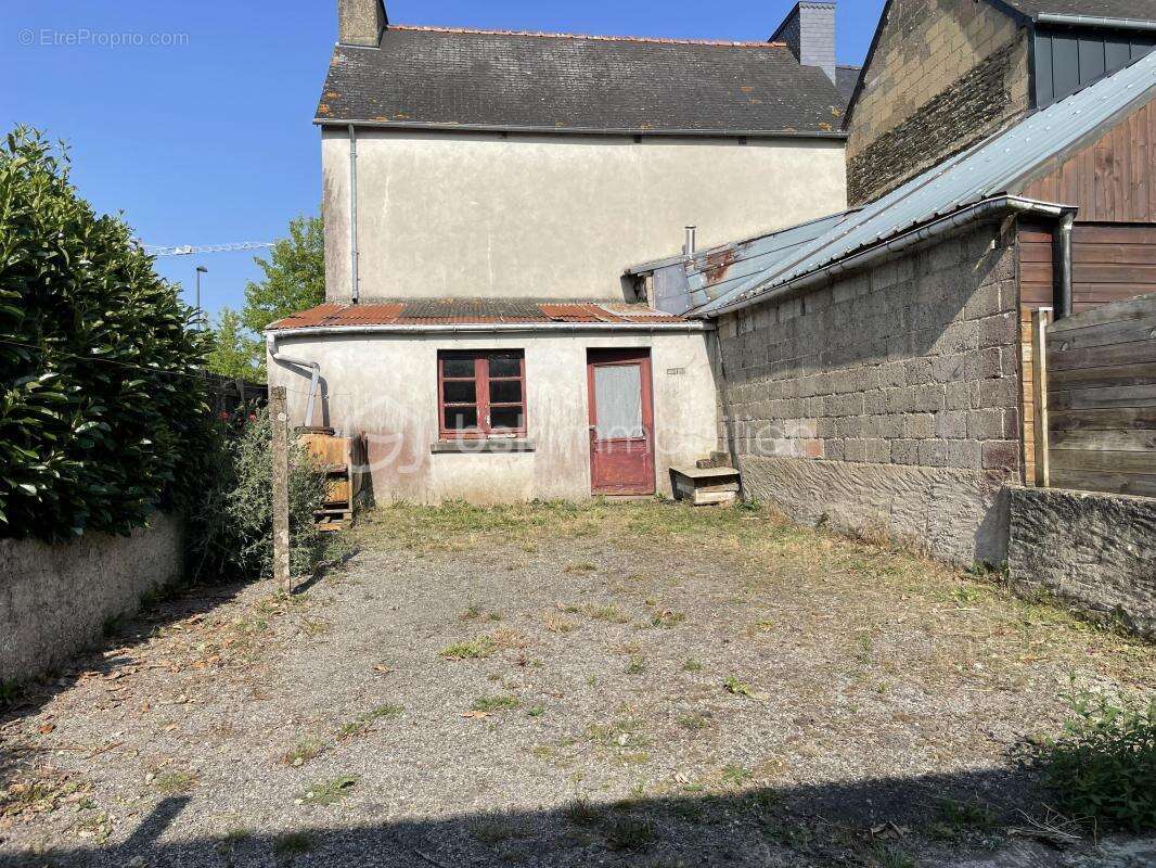 Maison à TAUPONT