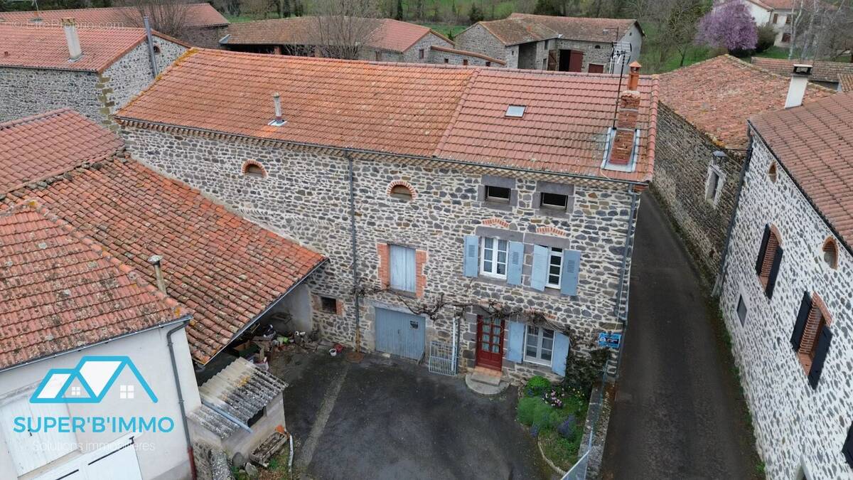 Maison à CHAVANIAC-LAFAYETTE