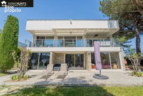 Maison à VILLENEUVE-LOUBET