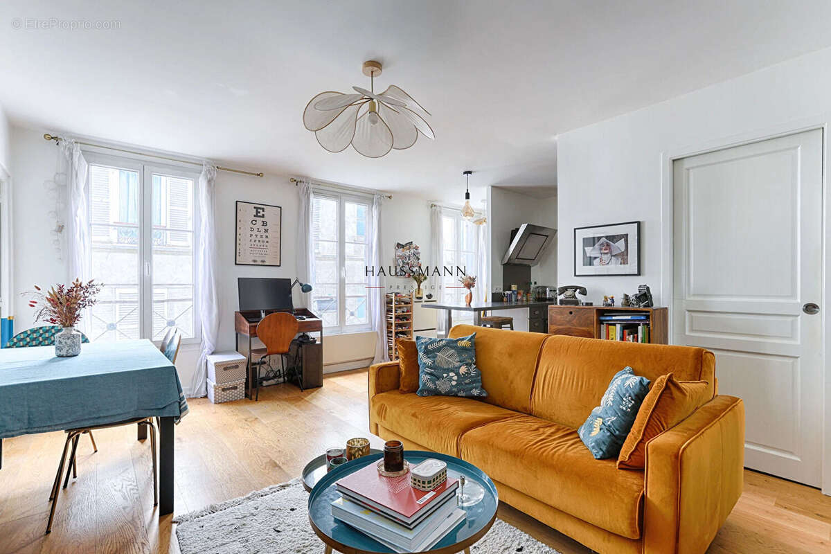Appartement à PARIS-9E