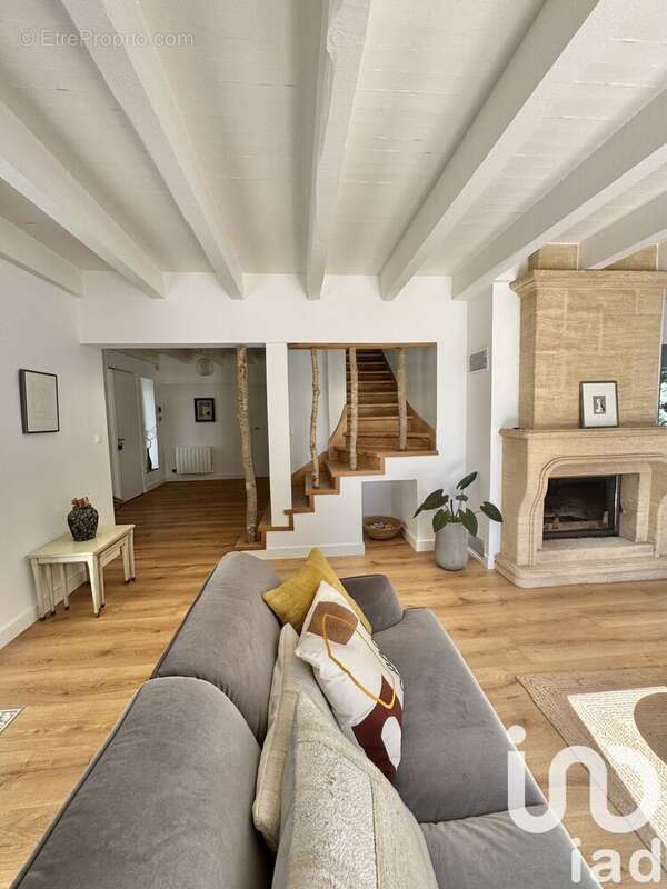 Photo 8 - Maison à FARGUES-SAINT-HILAIRE