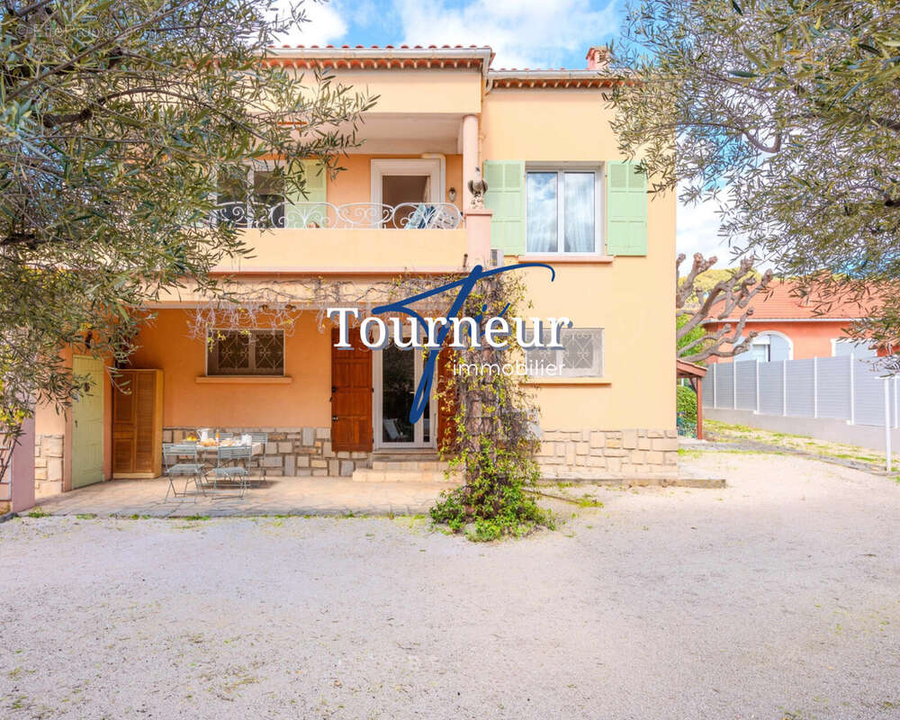 Maison à SANARY-SUR-MER